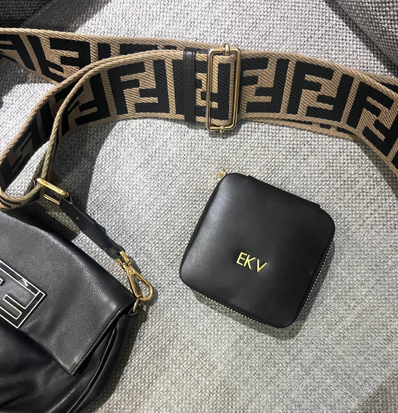 Essential Travel Jewellery Case Organizer